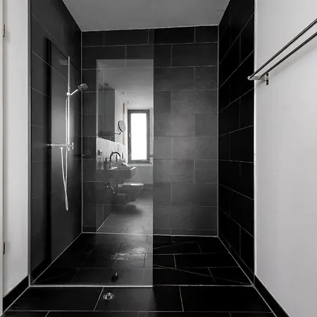 Global Living - Design I Rathausplatz I Kitchen I
