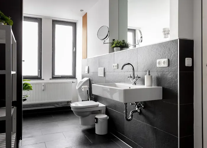 Global Living - Design I Rathausplatz I Kitchen I Apartman *