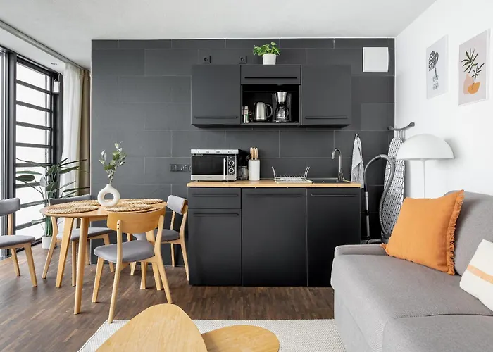 Global Living - Design I Rathausplatz I Kitchen I Apartman *
