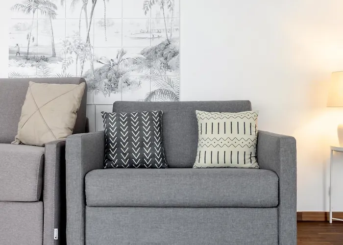 Global Living - Design I Rathausplatz I Kitchen I Augsburg