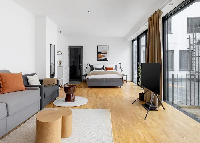 Global Living - Design I Rathausplatz I Kitchen I *