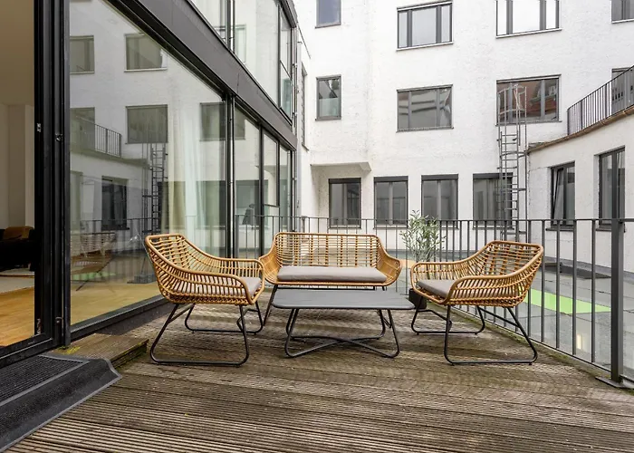 Global Living - Design I Rathausplatz I Kitchen I Apartman *