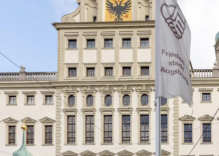 Global Living - Design I Rathausplatz I Kitchen I Apartman