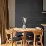 Global Living - Design I Rathausplatz I Kitchen I