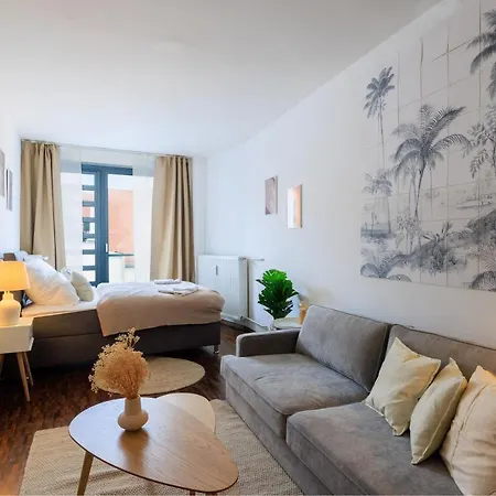 Global Living - Design I Rathausplatz I Kitchen I Apartment *