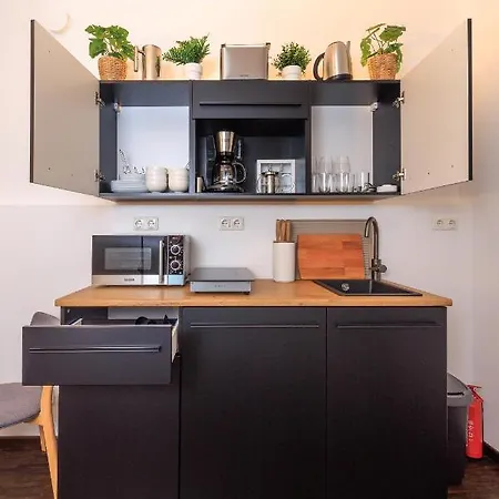 Global Living - Design I Rathausplatz I Kitchen I Apartment Augsburg