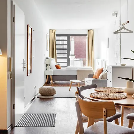 Global Living - Design I Rathausplatz I Kitchen I Apartment *