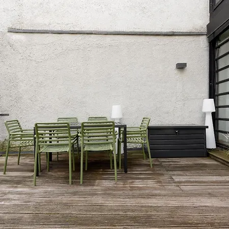 Global Living - Design I Rathausplatz I Kitchen I Appartamento Augusta