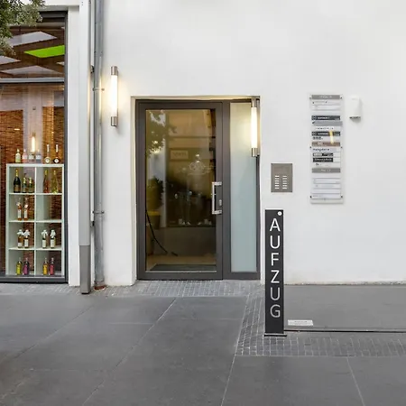 Global Living - Design I Rathausplatz I Kitchen I Apartment Augsburg