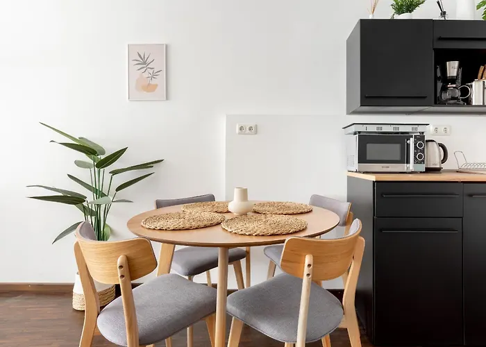 Global Living - Design I Rathausplatz I Kitchen I *