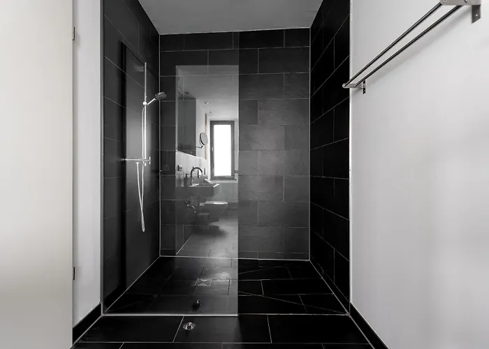 Global Living - Design I Rathausplatz I Kitchen I