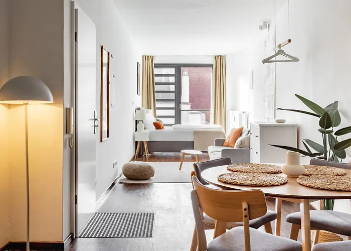 Global Living - Design I Rathausplatz I Kitchen I Appartement *